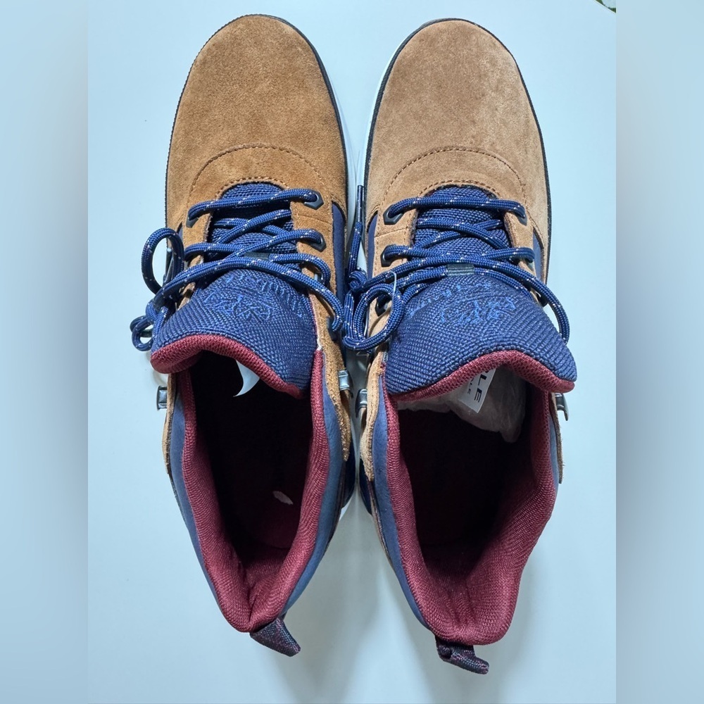 Timberline Sample Shoe
